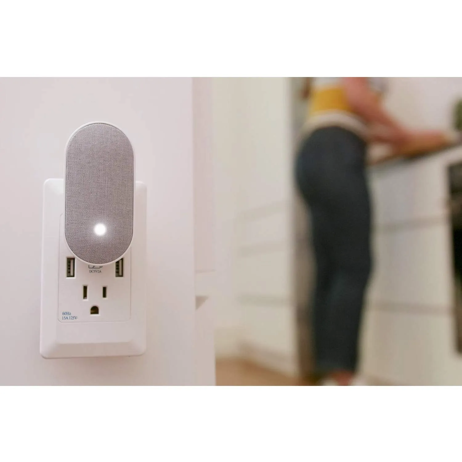 Arlo Indoor Chime Alert- Wire-Free, Smart Home Security, Siren and Silent Mode