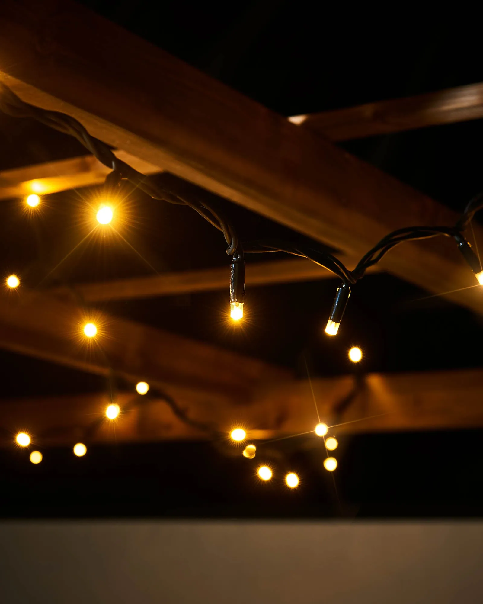 LINK PRO Twinkle LED String Lights, Black Cable, Warm White