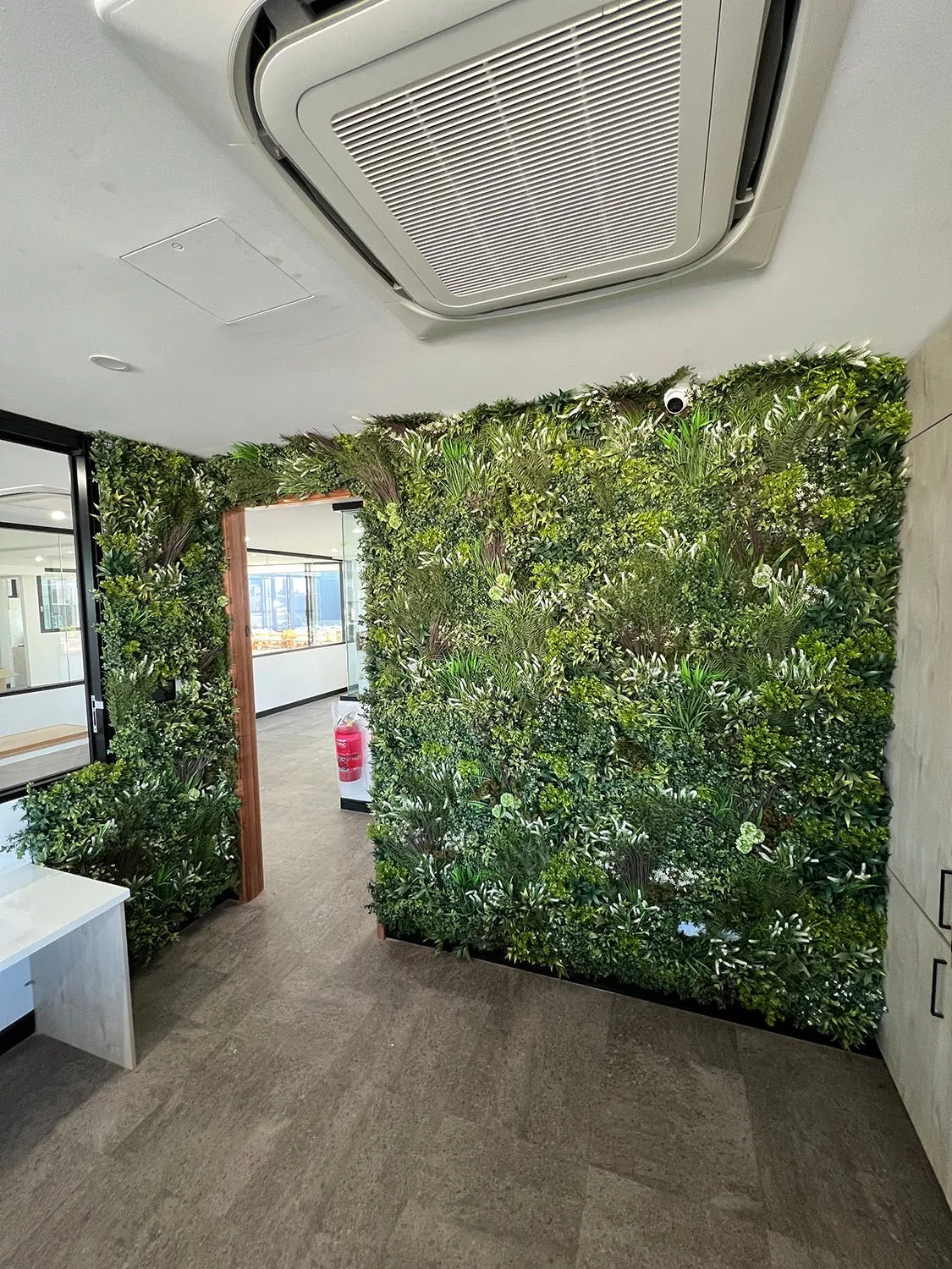 Platinum Garden of Eden Artificial Vertical Garden / Fake Green Wall 1m x 1m UV Resistant Fire Retardant
