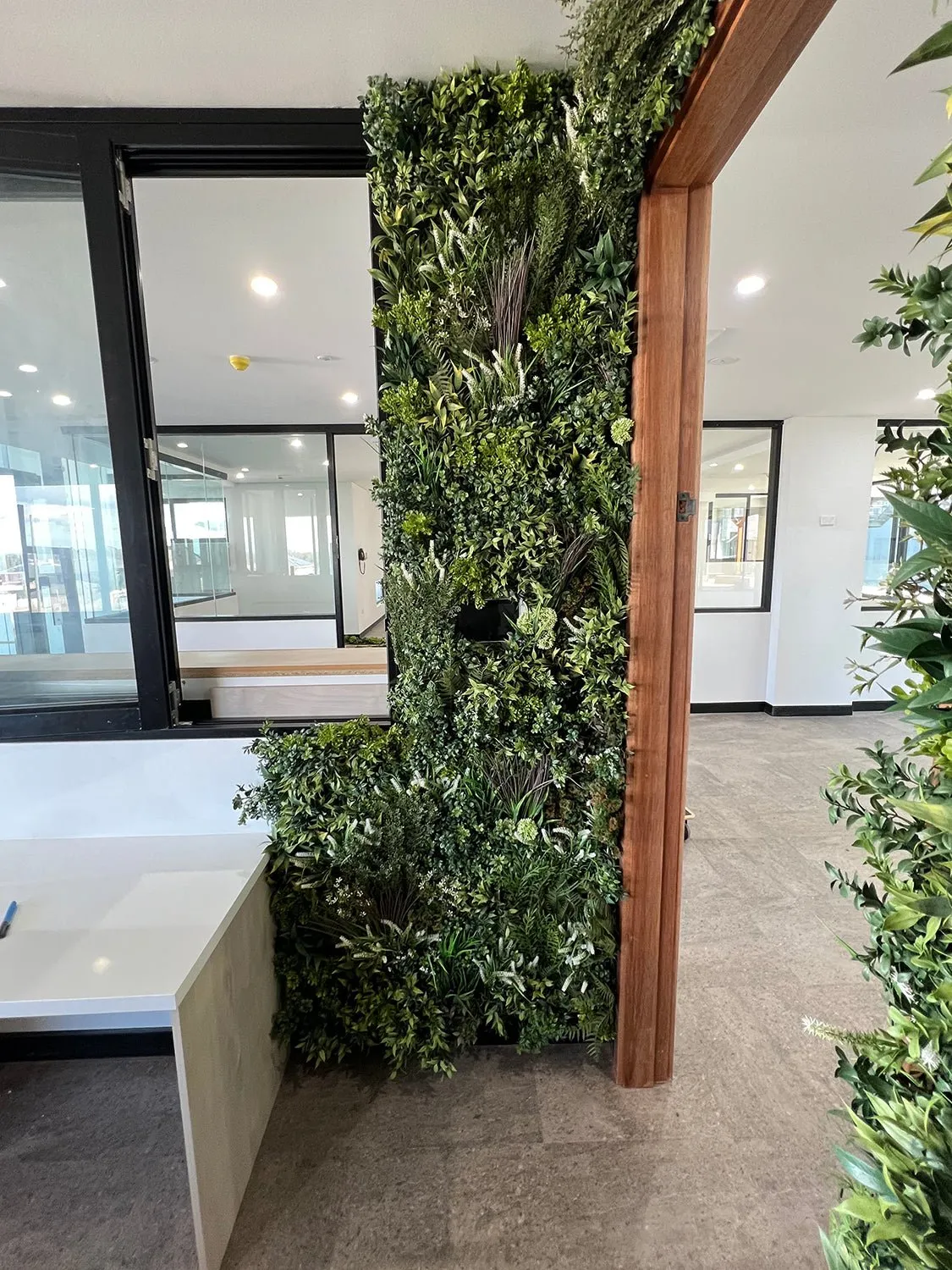 Platinum Garden of Eden Artificial Vertical Garden / Fake Green Wall 1m x 1m UV Resistant Fire Retardant