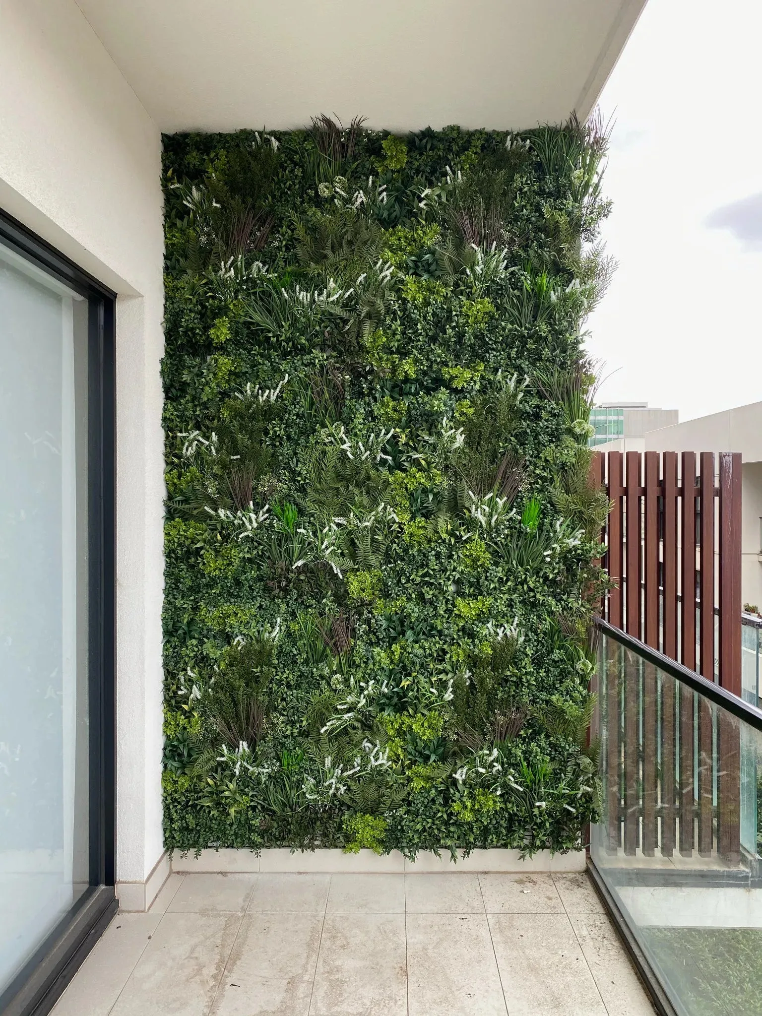 Platinum Garden of Eden Artificial Vertical Garden / Fake Green Wall 1m x 1m UV Resistant Fire Retardant